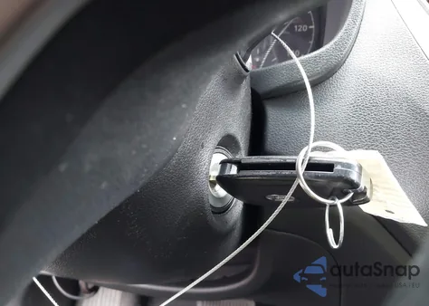 2021 Hyundai Accent Sel z USA, uszkodzony, nr VIN 3KPC24A64ME135173